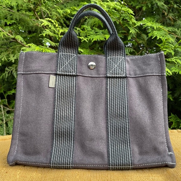 Hermes Small Canvas Gray Tote Bag - Picture 5 of 15